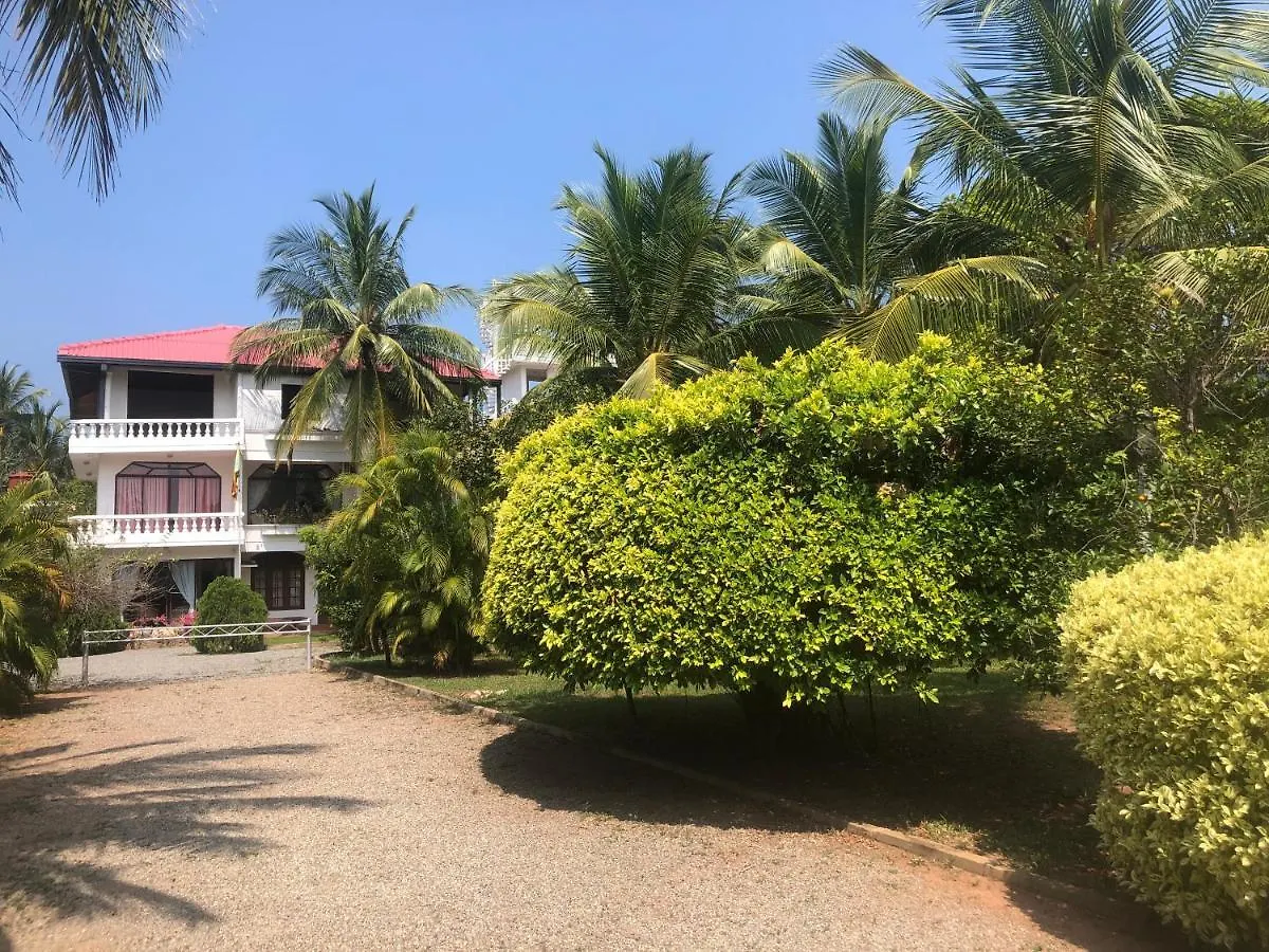 Hotel Lagoon Paradise Negombo 3*,  Sri Lanka