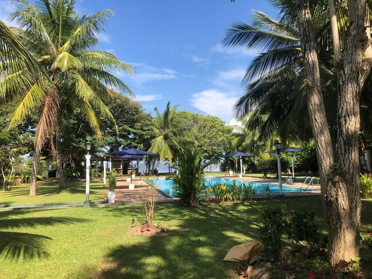 ***  Hotel Lagoon Paradise Negombo Sri Lanka